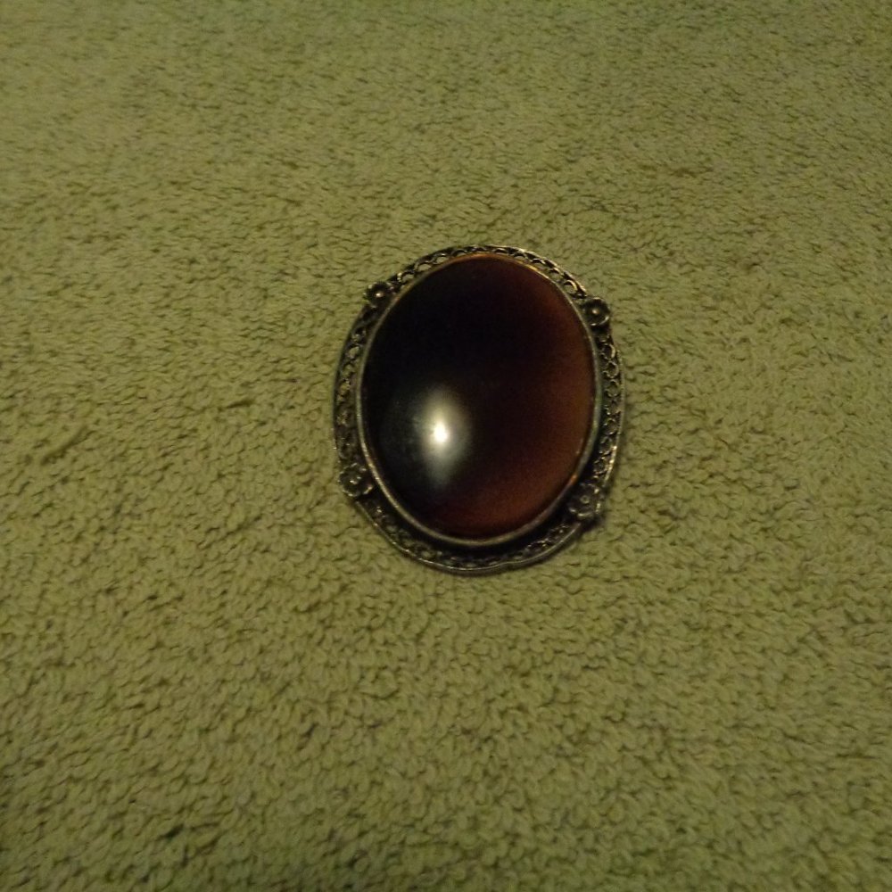 EARLY 1900S STYLE OF LARGE BROOCH MAYBE REPLACED STONE